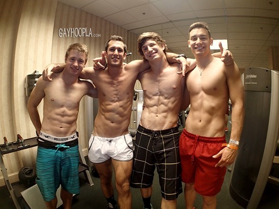 Four Straight Muscled College Jocks In Jerkoff Competition - Rough Straight  Men