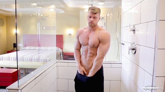 Big Cock Gay Porn Shower - Hot Muscular Straight Stud Shows Off & Strokes His Big Cock In The Shower -  Rough Straight Men